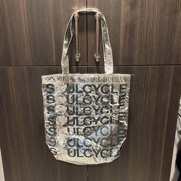 Soulcycle Silver tote/workout bag. - Picture 2 of 7